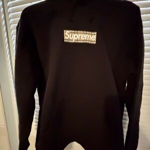 Burberry x Supreme Black Hoodie with Nova Plaid Logo Mens L NWOT
